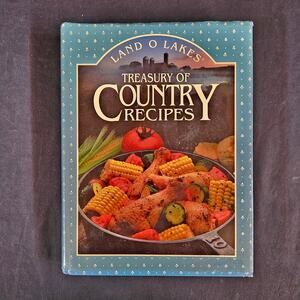 Land O Lakes Treasury of Country Recipes Cookbook